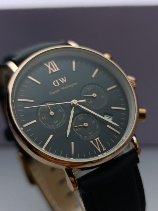 🌟 Daniel Wellington – Classic Redefined 🌟