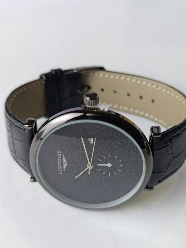 Luxurious Longines Dress Watch with Frosted Silver Dial - Image 6
