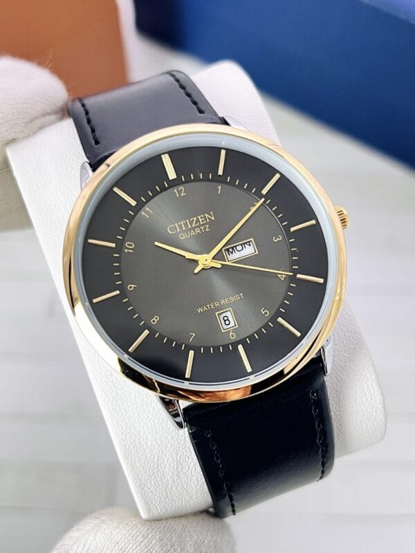 Sleek Citizen Quartz Men's Watch with Black Case & Grey Dial - Image 11