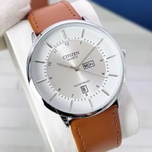 Sleek Citizen Quartz Men's Watch with Black Case & Grey Dial