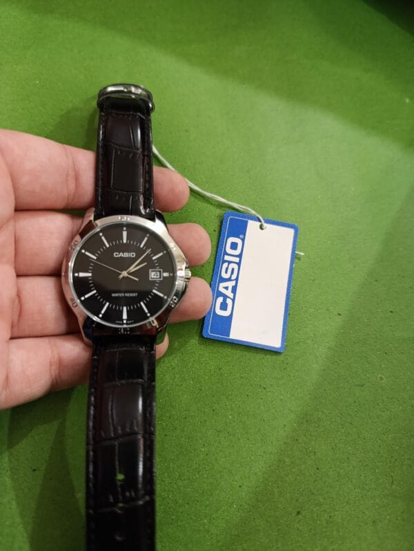 Casio Men's Classic Analog Watch with Black Dial & Leather Strap (Water Resistant) - Image 5