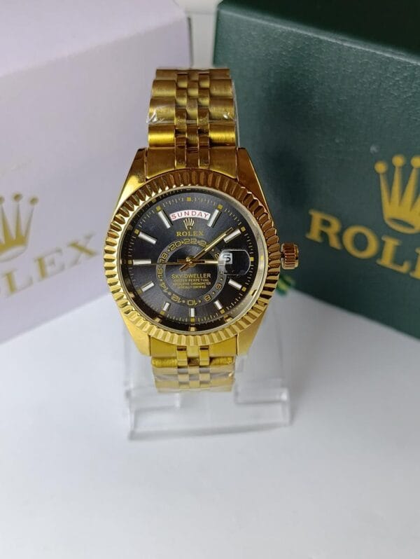 A Glimpse of Gold: The Rolex Date: - Image 6