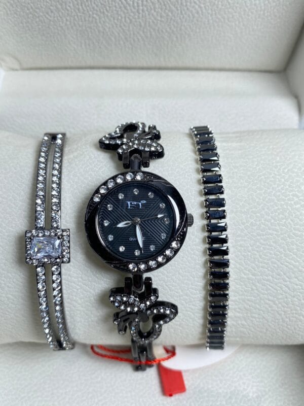 Stylish Women's Rose Gold Tone Quartz Watch & Double Bracelet Set - Many Colors! - Image 9