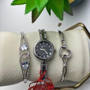 Stylish Women's Rose Gold Tone Quartz Watch & Double Bracelet Set - Many Colors!