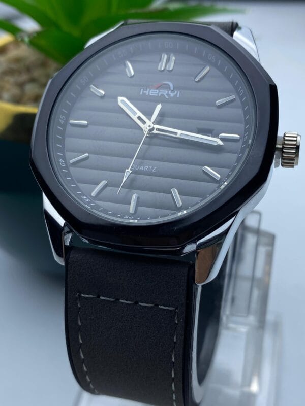 HERYI Men's Tonneau Case Watch with Dark Dial, Super Silicone Strap & Magnetic Lock