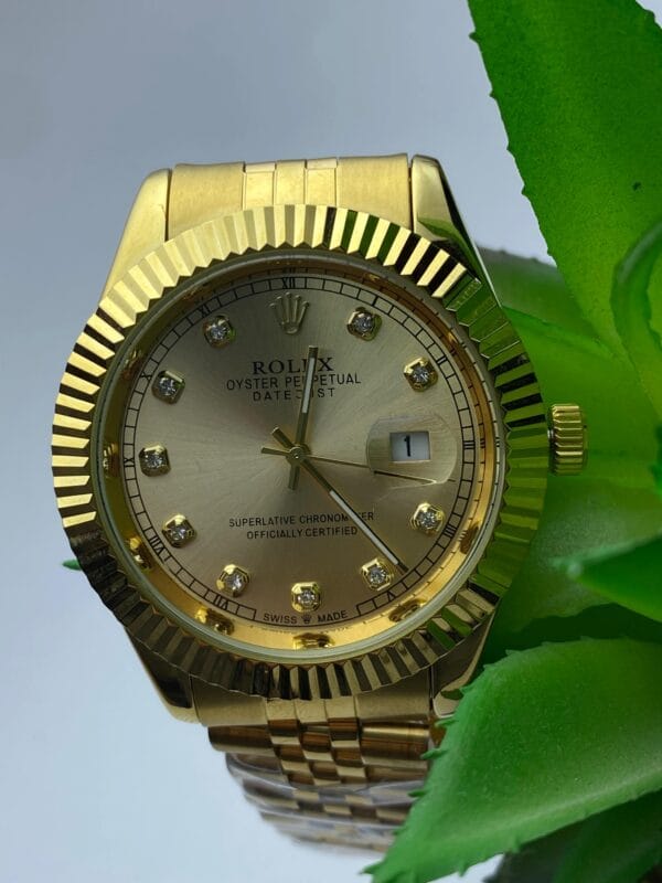A Glimpse of Gold: The Rolex Date: - Image 2