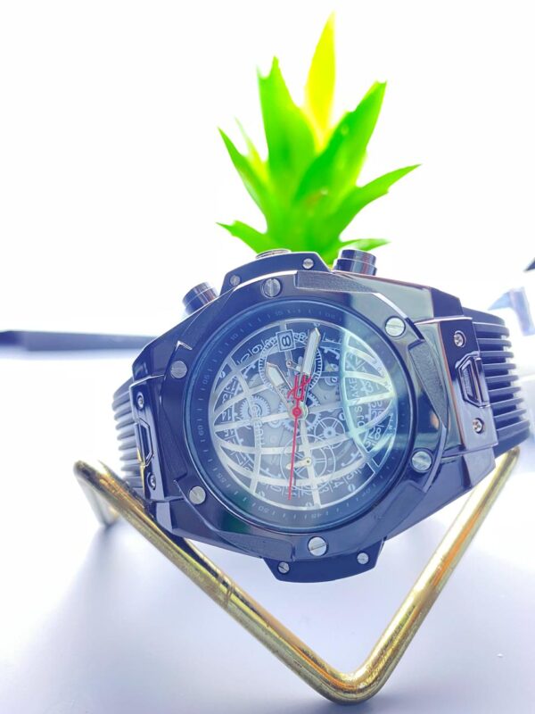 Chromatic Statement: The Iridescent Hublot Timepiece - Image 3