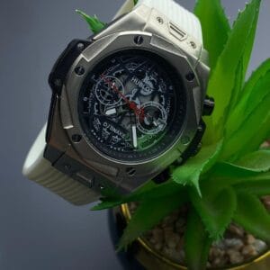 Chromatic Statement: The Iridescent Hublot Timepiece