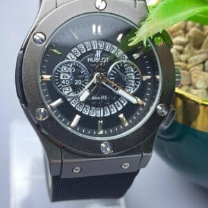 Bold Precision: The Striking HUB Quartz Watch
