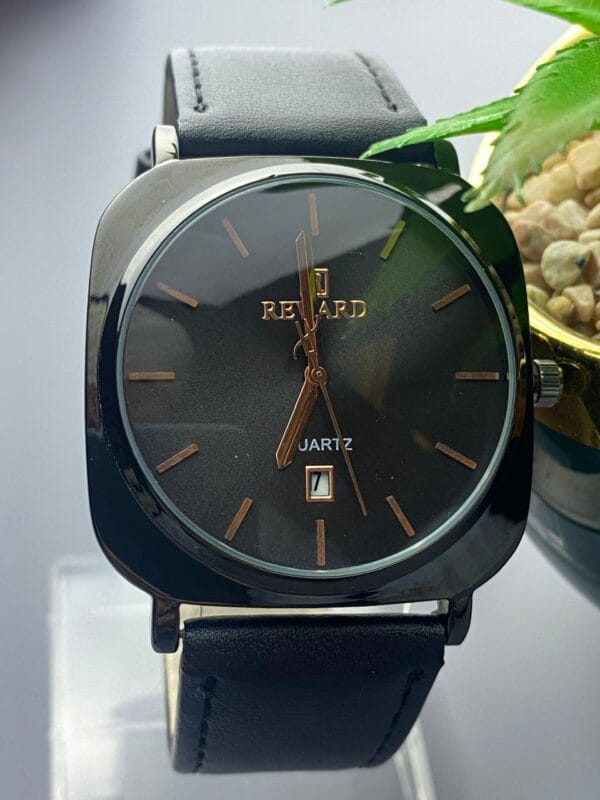 Sleek & Modern: Reward Black Quartz Watch - Image 2