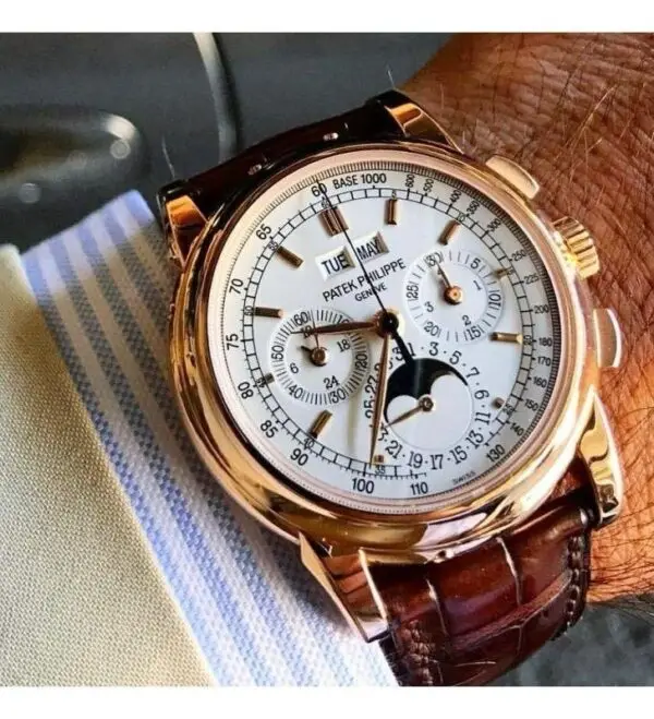 Masterful Complications: The Patek Philippe Annual Calendar Chronograph
