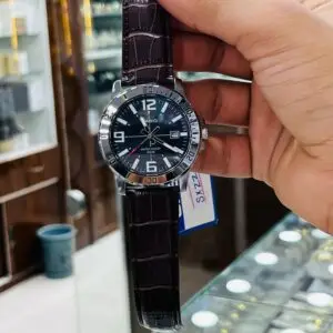 Timeless Style: Casio Gold & Black Analog Watch