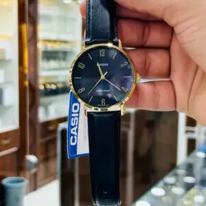 Timeless Style: Casio Gold & Black Analog Watch