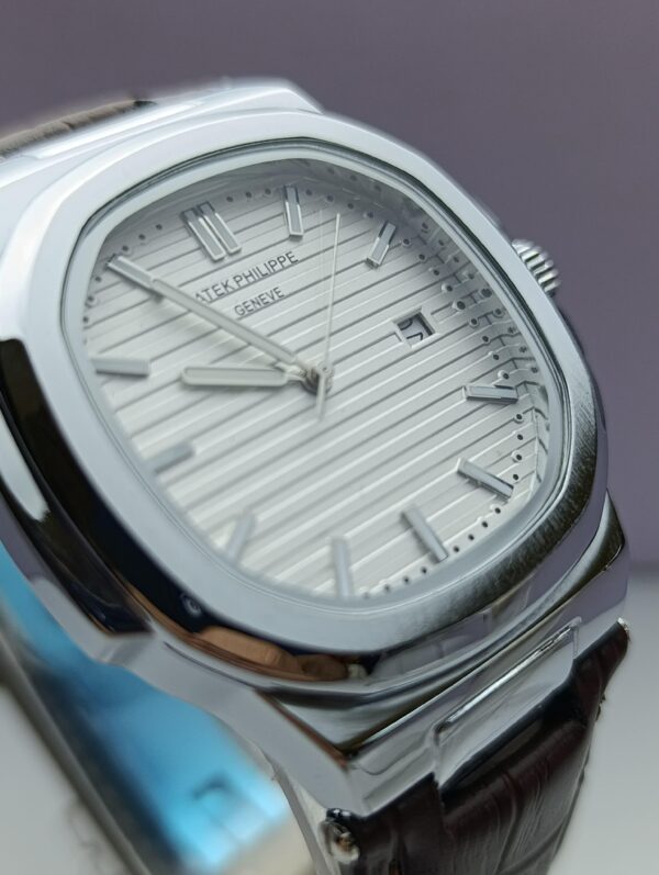 Patek Philippe  Quartz Watch with MasterLock Clasp – Premium Design