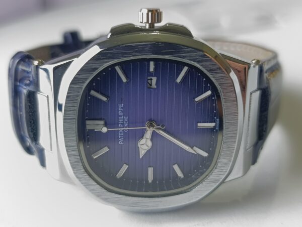 Patek Philippe Nautilus BLUE Dial Quartz Watch with MasterLock Clasp – Premium Design - Image 5