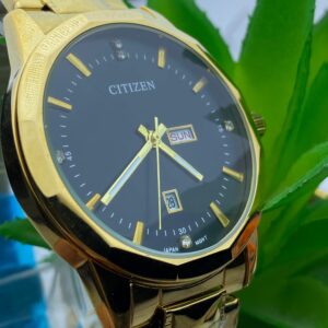 Elegant Gold-Tone Citizen Watch with Crystal Hour Markers & Date