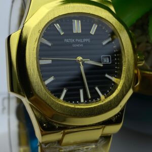 Patek Philippe Rose Gold Watch with Date - Elegant Design