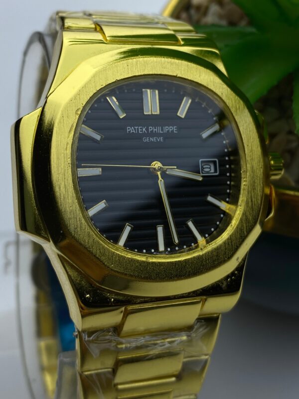 Patek Philippe Rose Gold Watch with Date - Elegant Design - Image 4