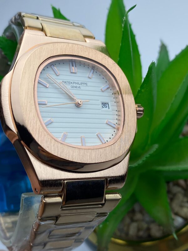 Patek Philippe Rose Gold Watch with Date - Elegant Design