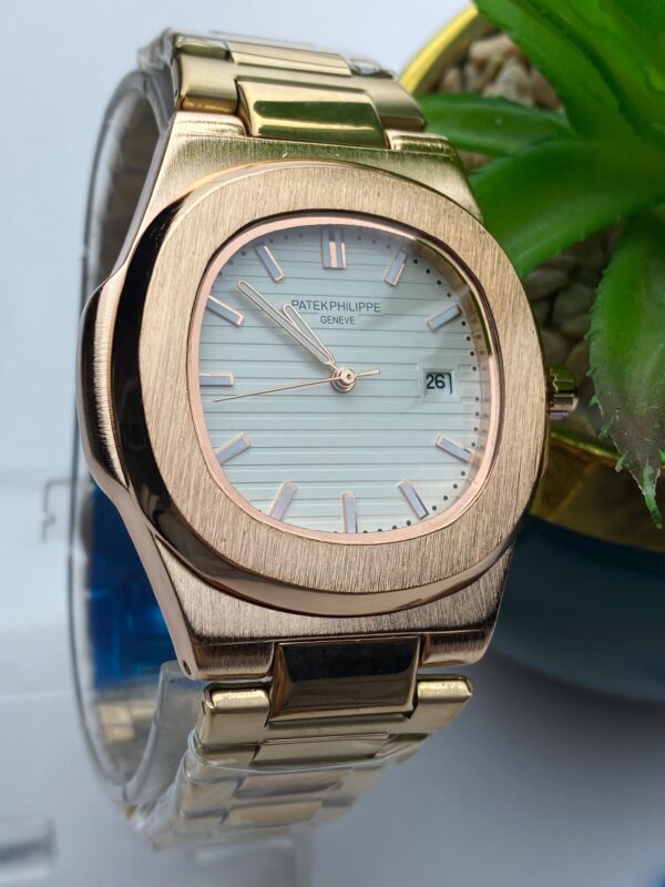 Patek Philippe Rose Gold Watch with Date - Elegant Design - Image 2