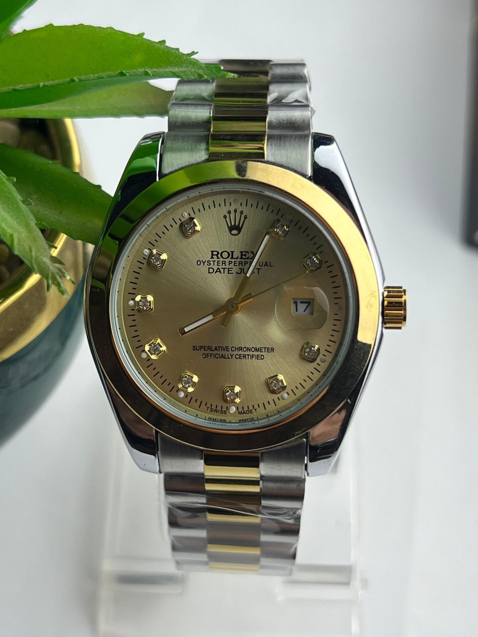 Rolex Datejust Two-Tone Men's Watch with Fluted Bezel and Diamond Hour Markers - Image 4