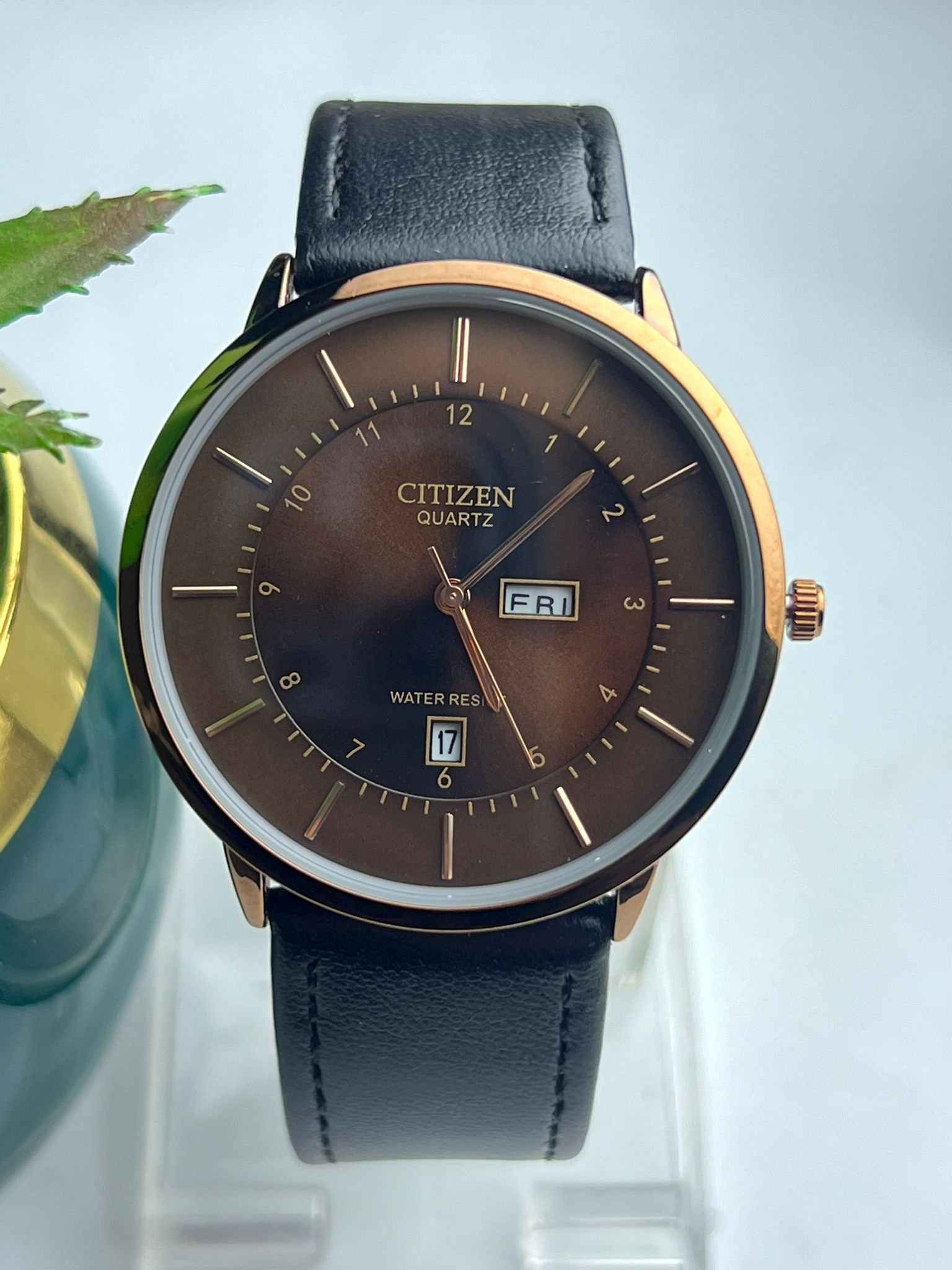 Sleek Citizen Quartz Men's Watch with Black Case & Grey Dial - Image 9